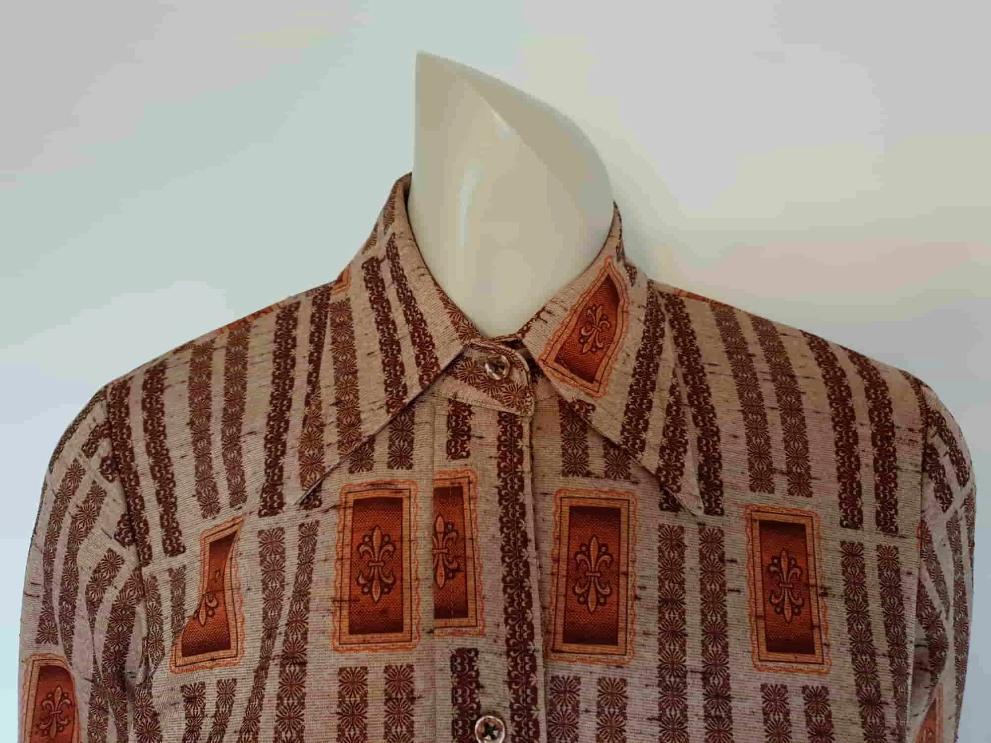 1970s Brown Blouse With Fleur de Lys Print - M
