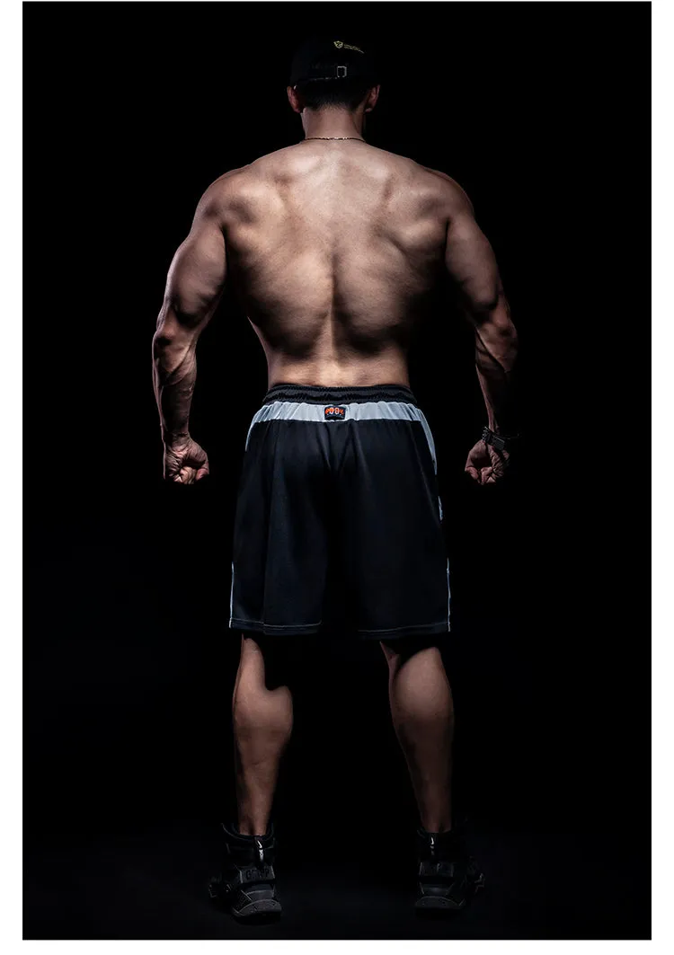 MONSTER GUARDIANS TEXT PRINT TRAINING SHORTS IN ASH GREY